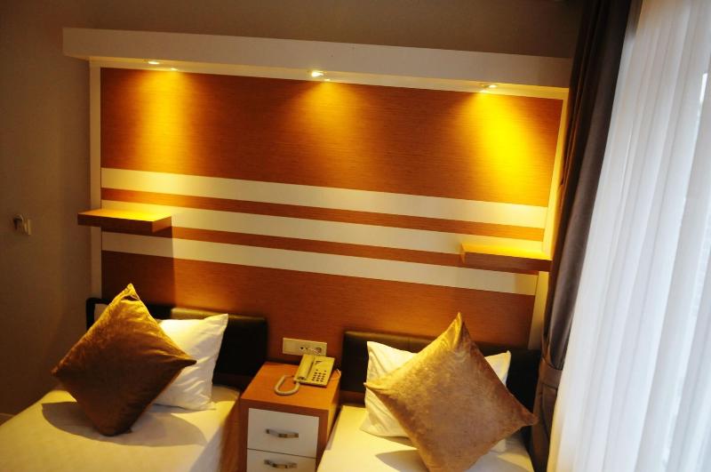 Heaven Beach Otel image