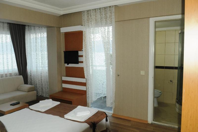Heaven Beach Otel image