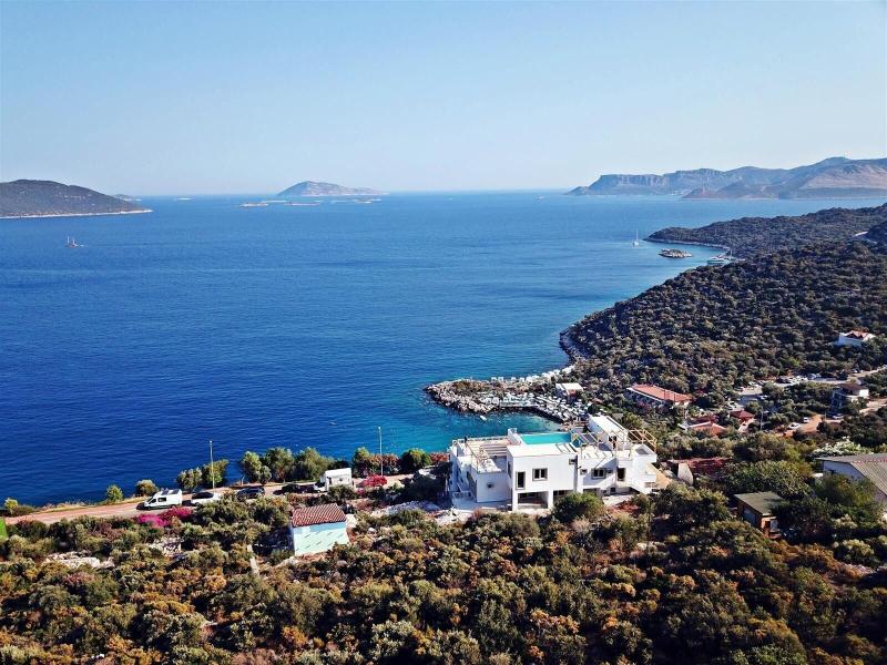 Blue Island Luxury Hotel - Adults Only image