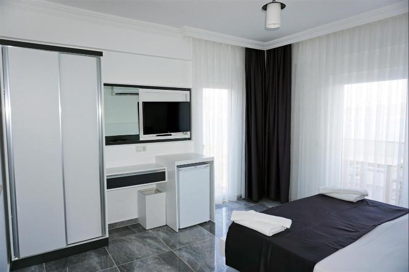 Blue Island Luxury Hotel - Adults Only image