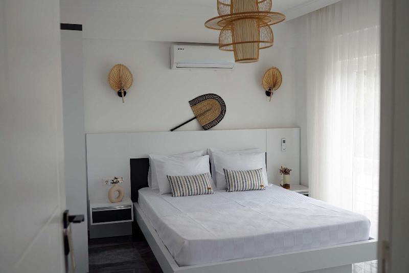 Blue Island Luxury Hotel - Adults Only image