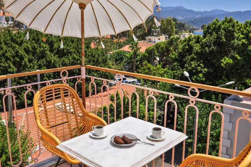 Luff Boutique Hotel image