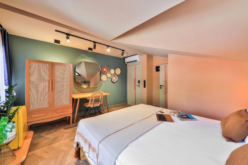 Luff Boutique Hotel image