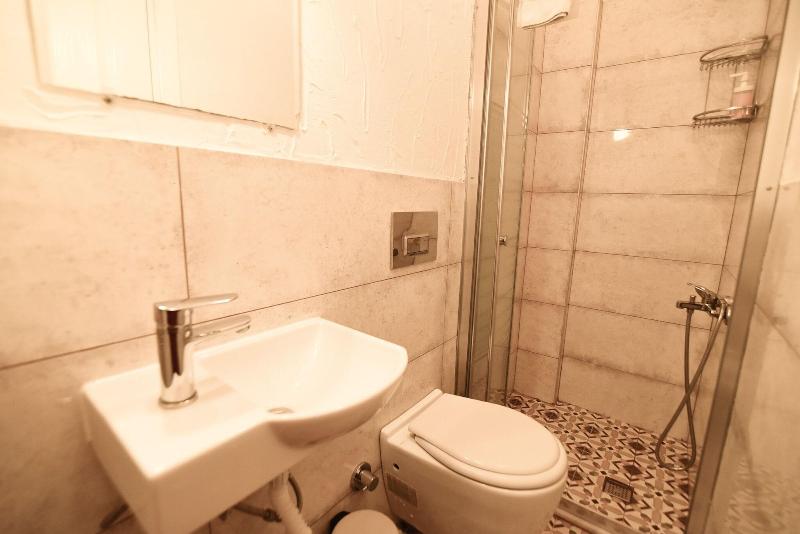 Bahce Kati Standart Oda