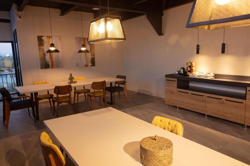 Valent Otel Business image