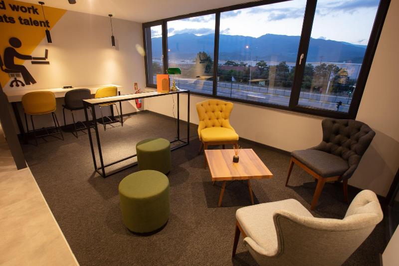 Valent Otel Business image