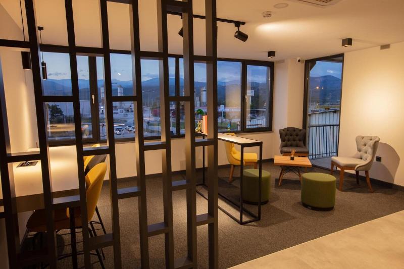 Valent Otel Business image