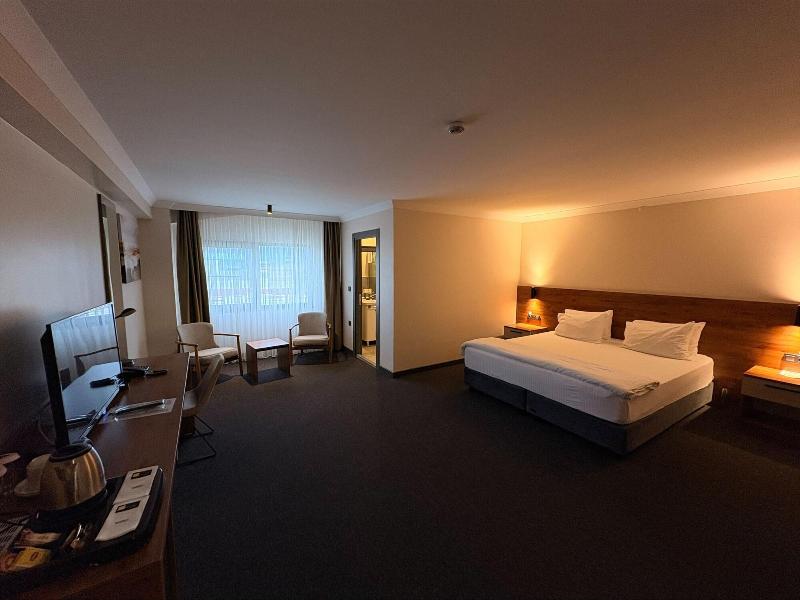 Valent Otel Business image