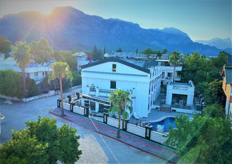 Miyas Luxury Hotel image