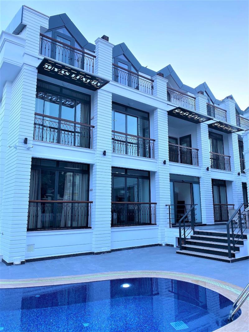 Miyas Luxury Hotel image