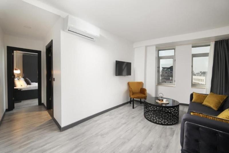 Seya Suites Hotel image