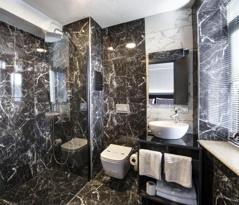 Seya Suites Hotel image
