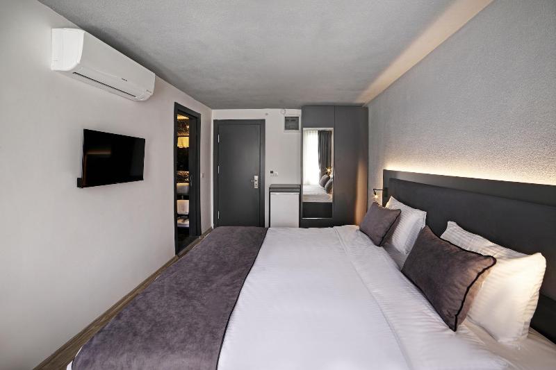Seya Suites Hotel image