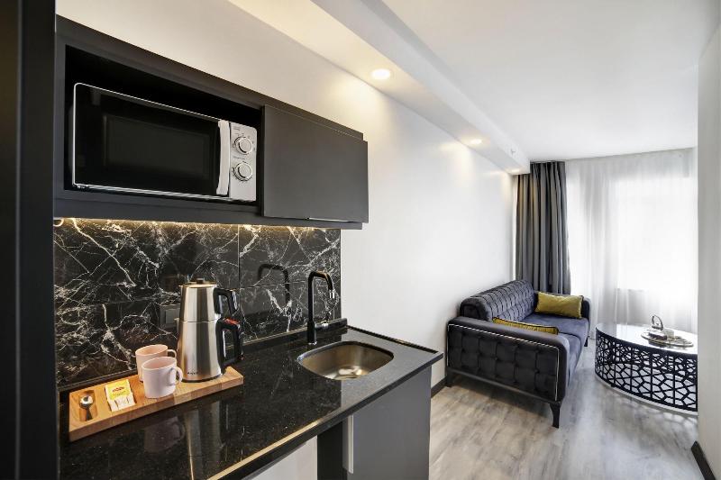 Seya Suites Hotel image