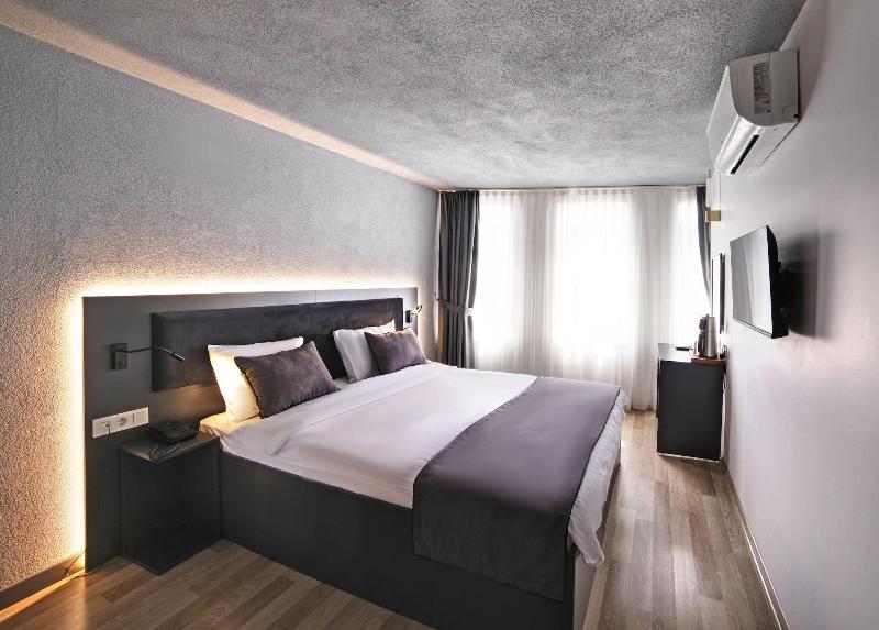Seya Suites Hotel image
