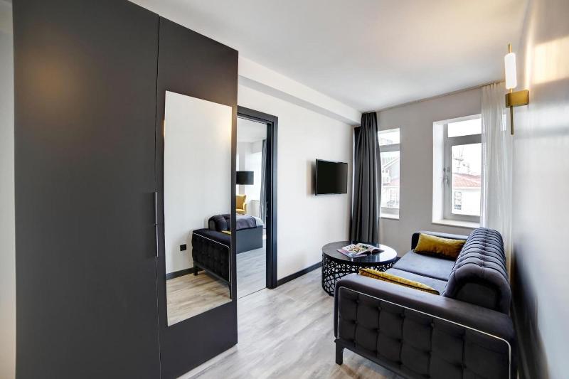 Seya Suites Hotel image