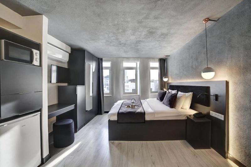 Seya Suites Hotel image