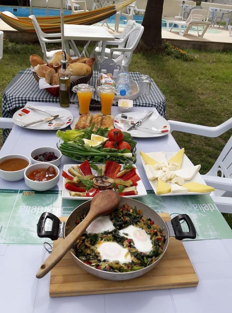 Erasmus Apart Hotel image