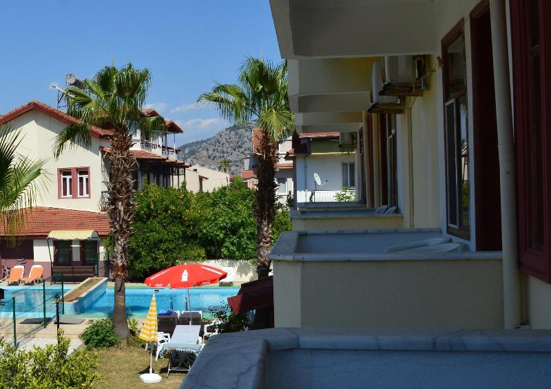 Erasmus Apart Hotel image