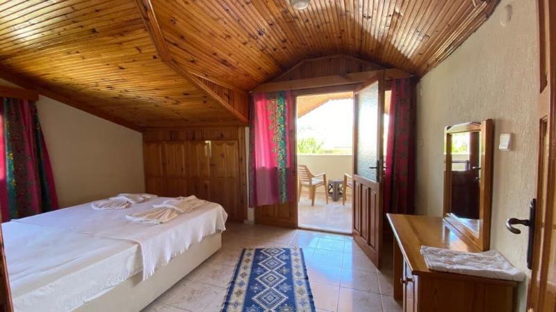 Erasmus Apart Hotel image