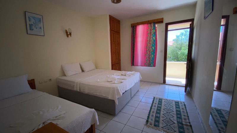 Erasmus Apart Hotel image