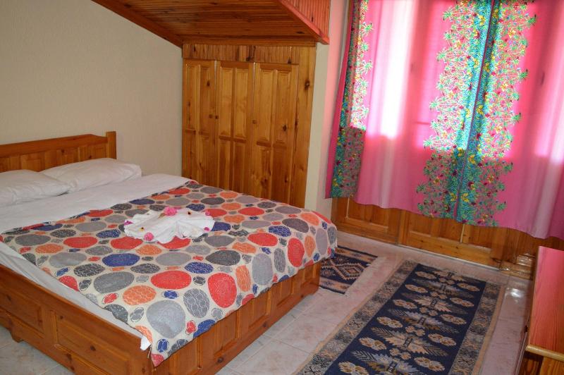 Erasmus Apart Hotel image