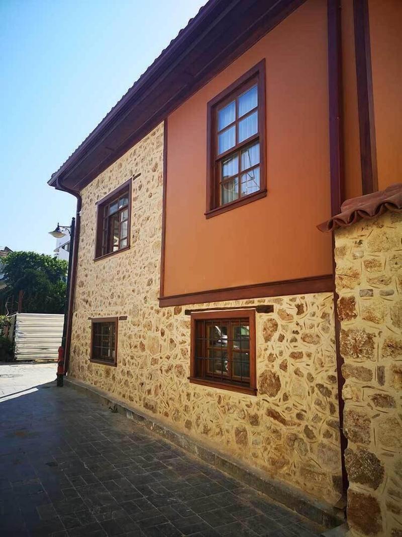 La Casa Carina image