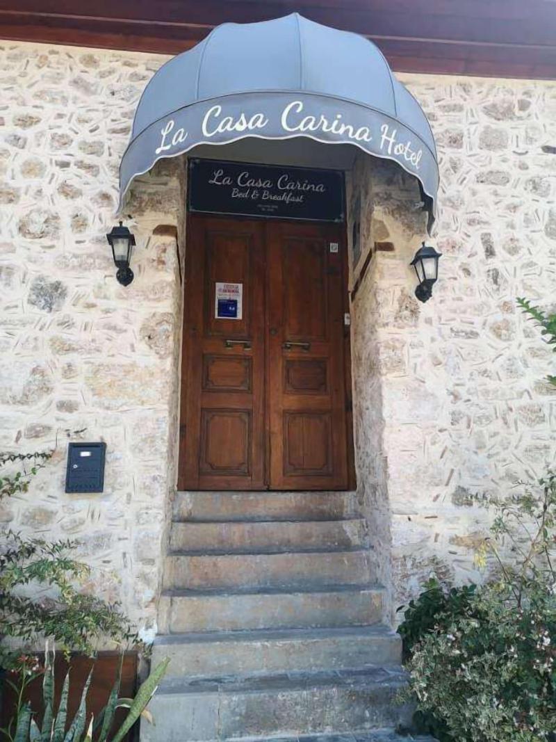La Casa Carina image