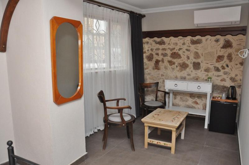 La Casa Carina image