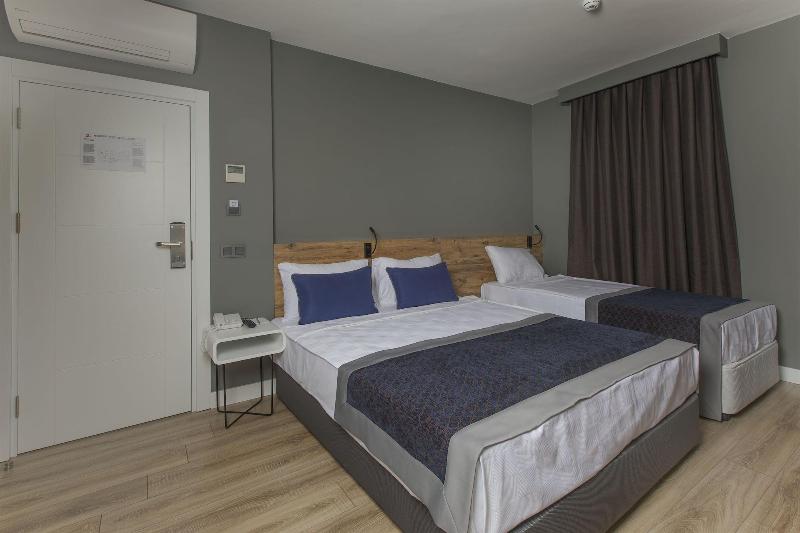 Pure Blanche Hotel image