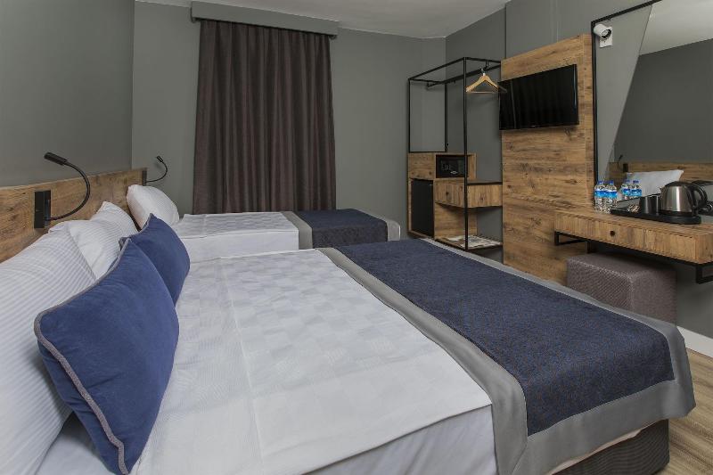 Pure Blanche Hotel image