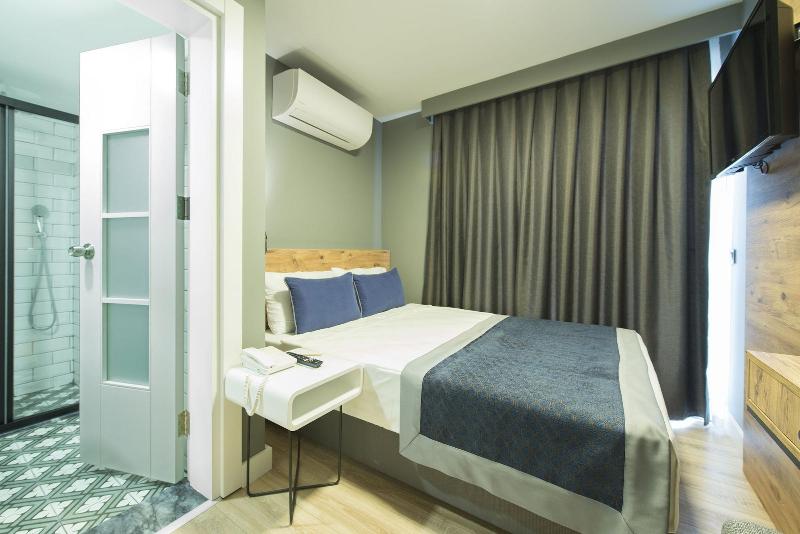 Pure Blanche Hotel image