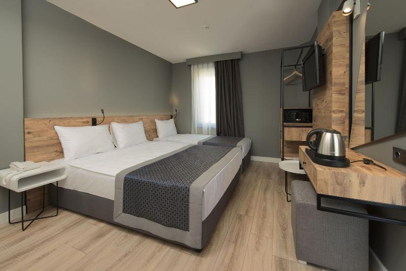 Pure Blanche Hotel image