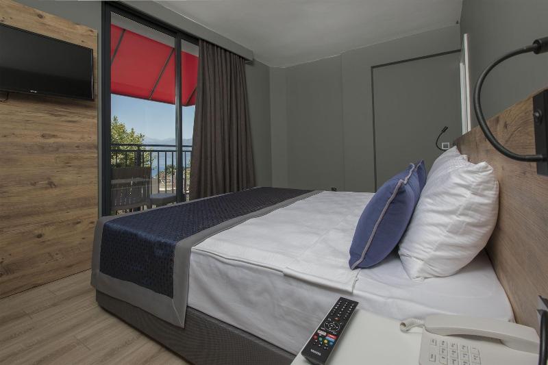 Pure Blanche Hotel image