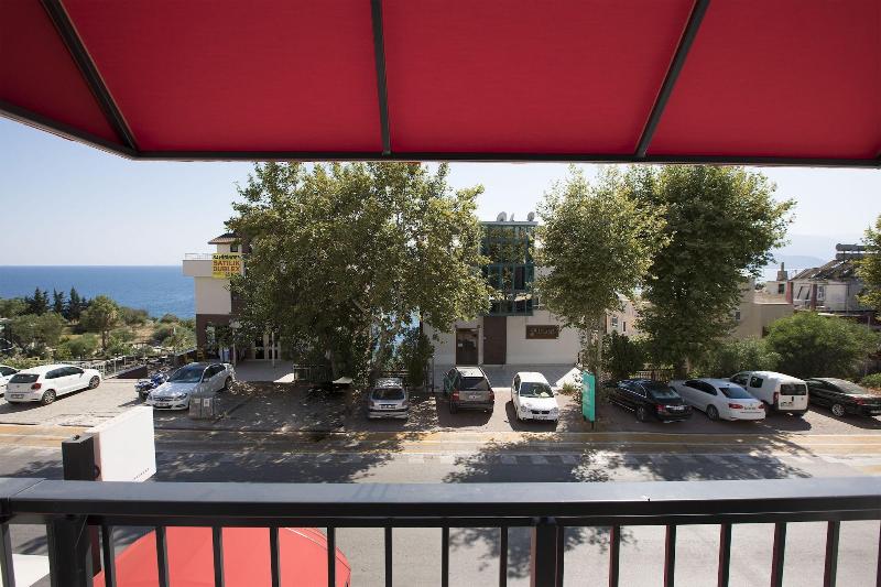 Pure Blanche Hotel image