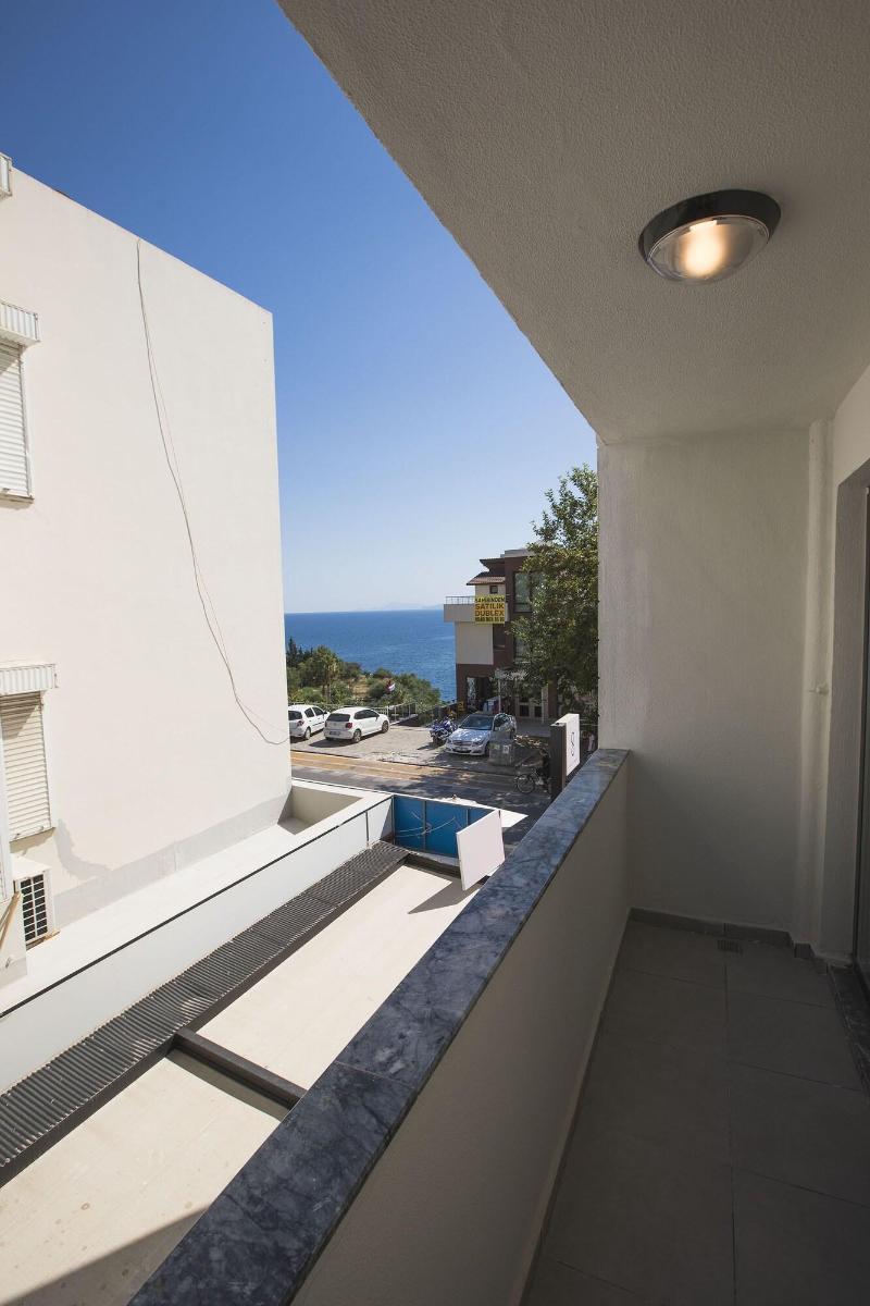 Pure Blanche Hotel image