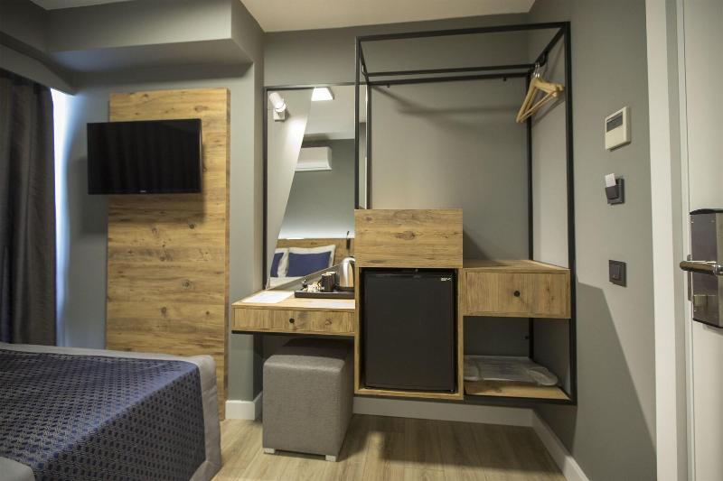 Pure Blanche Hotel image