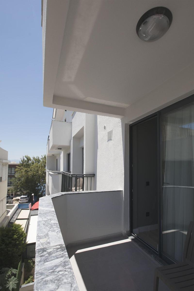 Pure Blanche Hotel image
