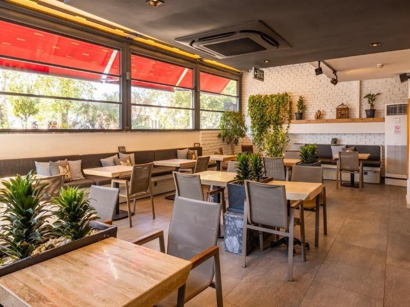 Pure Blanche Hotel image