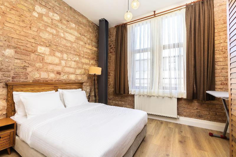 Raven Suites Old City Istanbul image