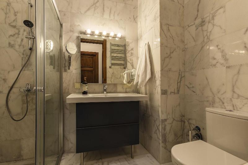 Raven Suites Old City Istanbul image