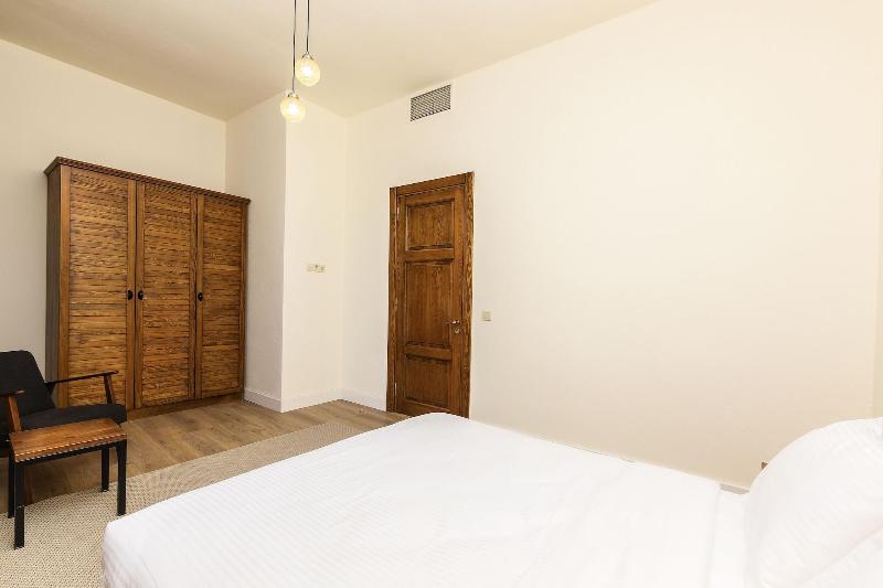 Raven Suites Old City Istanbul image