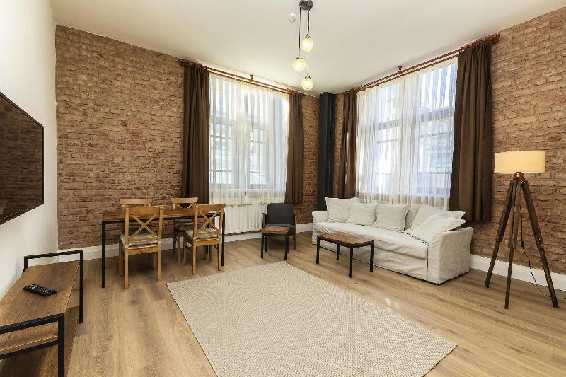 Raven Suites Old City Istanbul image