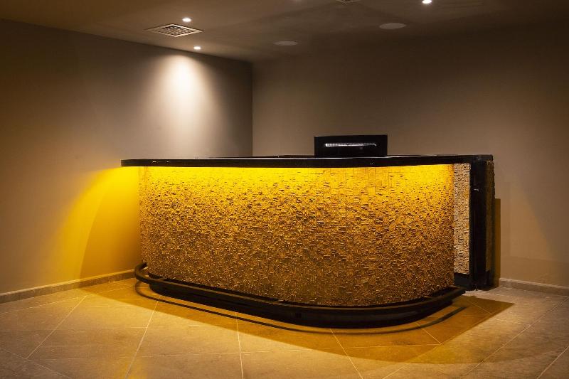 Avec Hotel image