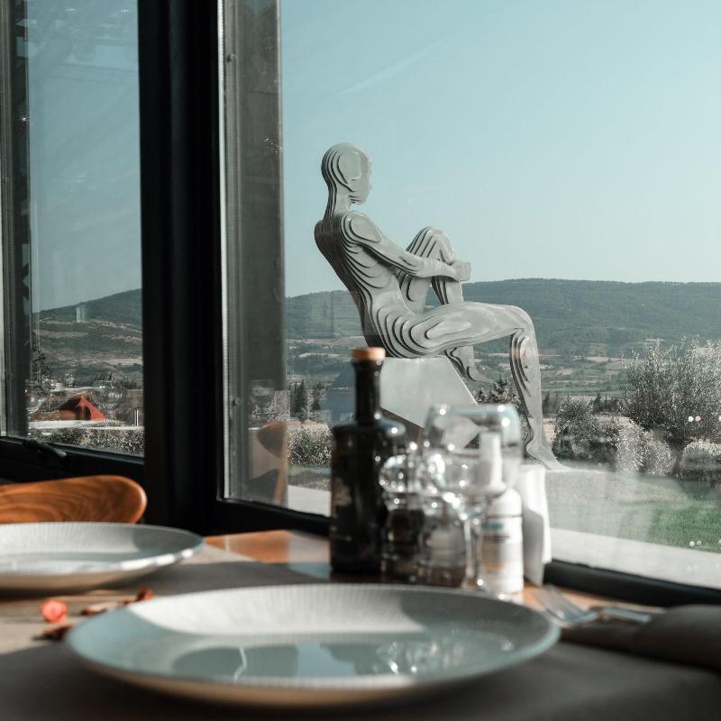 Avec Hotel image