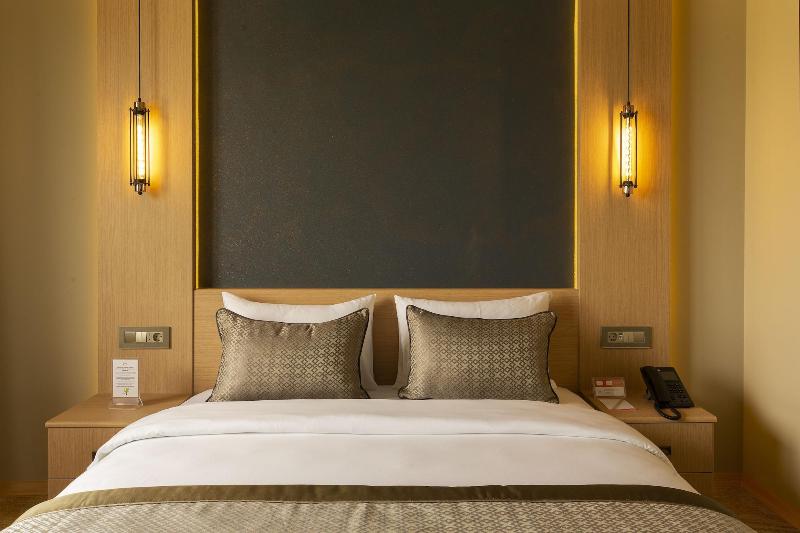 Avec Hotel image