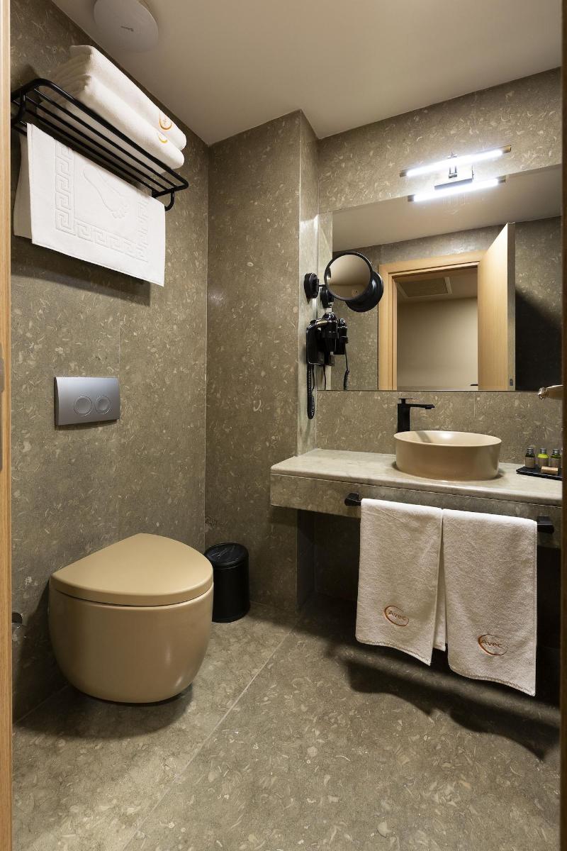 Avec Hotel image