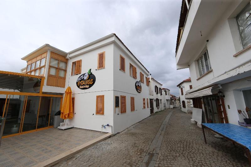 White Orange, Seferihisar