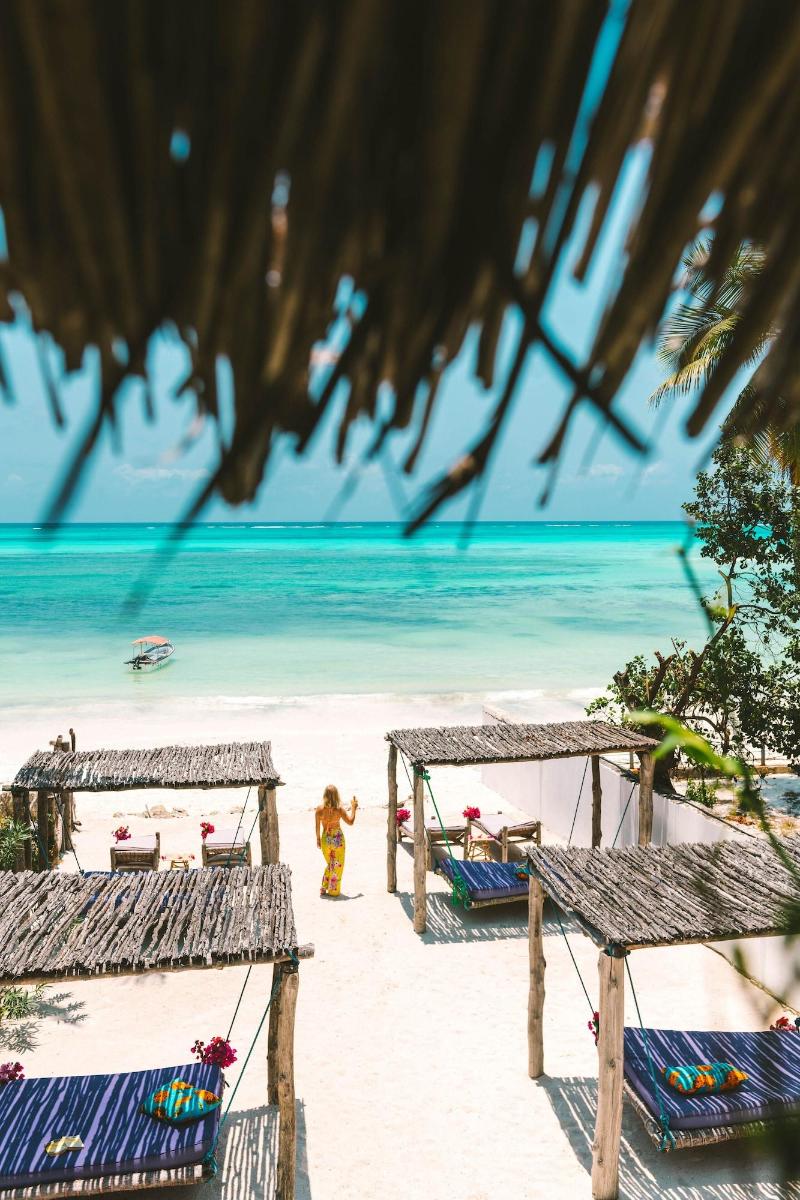 Shanuo Beach Bungalows image