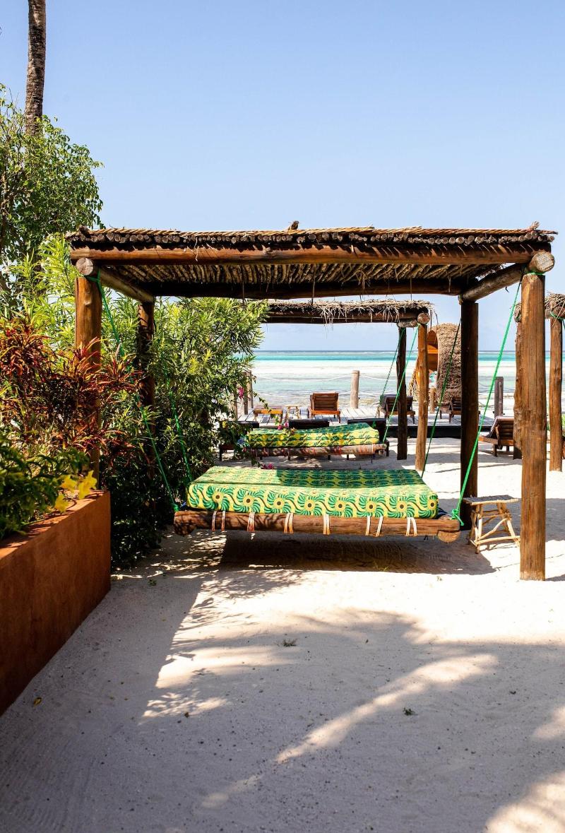 Shanuo Beach Bungalows image